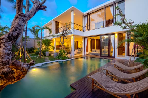 Harmoni Lane - Deluxe Villa - Image 1